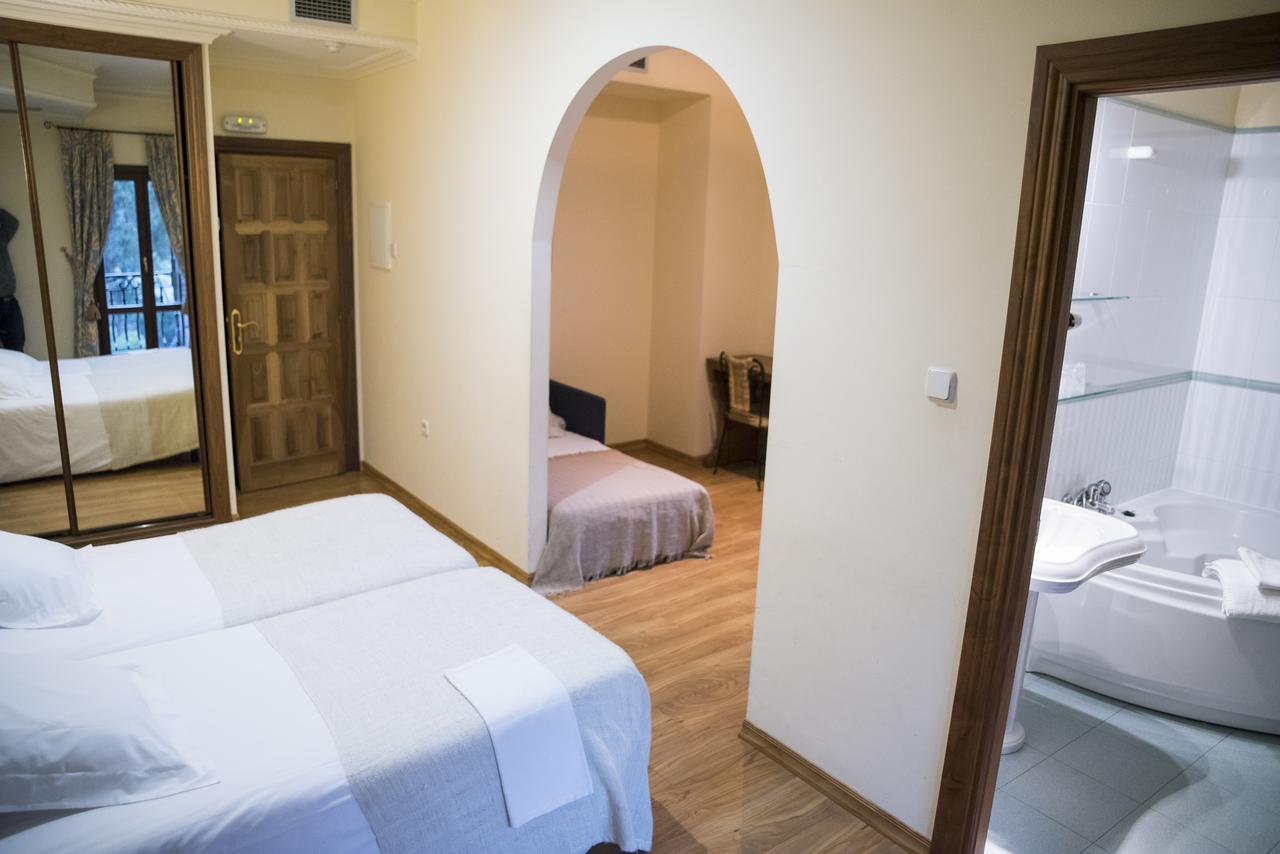 Villamartín Complejo Hostelero Paladium מראה חיצוני תמונה